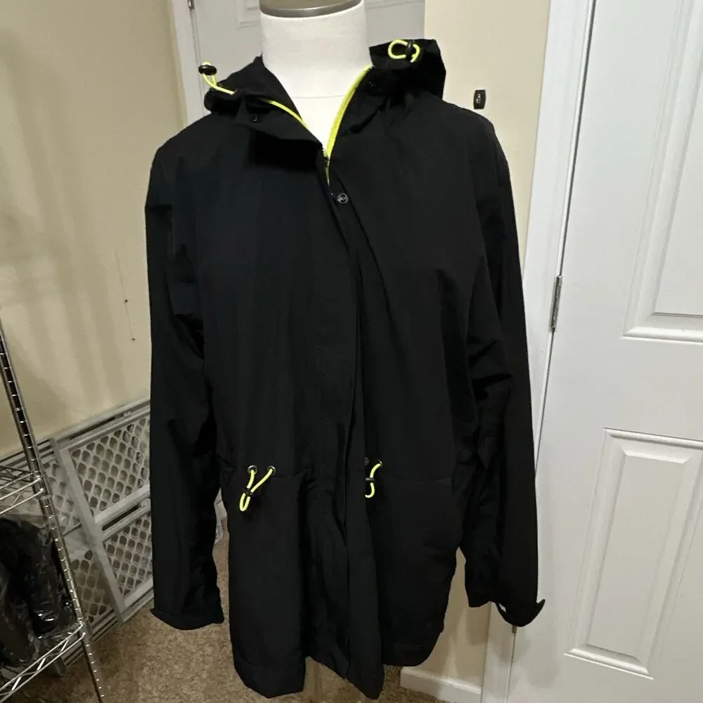 G.H. Bass & Co. Men’s Black Hooded Full Zip Mid-Length Windbreaker Jacket, L